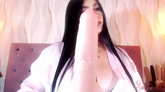 Milf_NaomiBraunx webcam