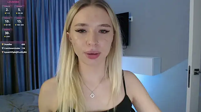 Emily_Hartt