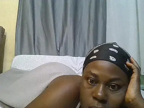Shirlyne07