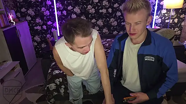 Vuitton live sex cam