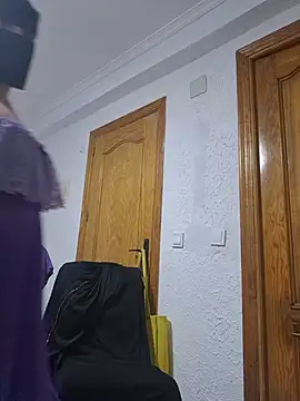 Big_as-big