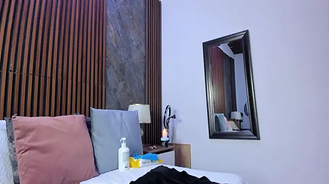 linda_cabal