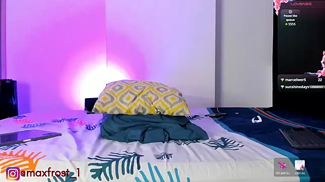 Maxfrost1