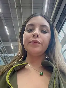 Alirawrz webcam
