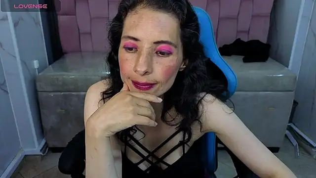 roxxe_monrrow_b