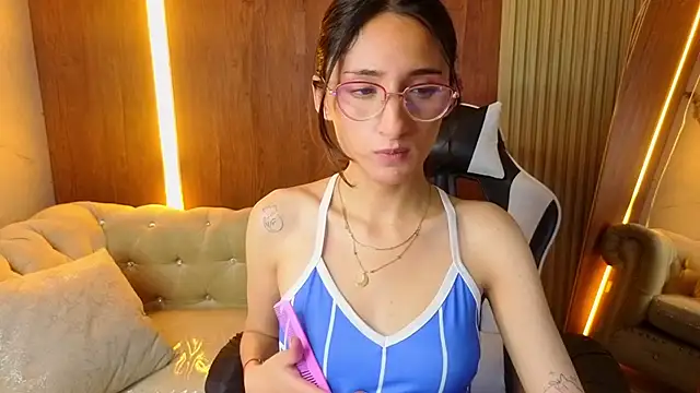 Sophie_Lane_v