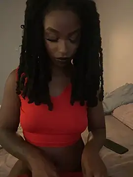 PrincessRayari webcam
