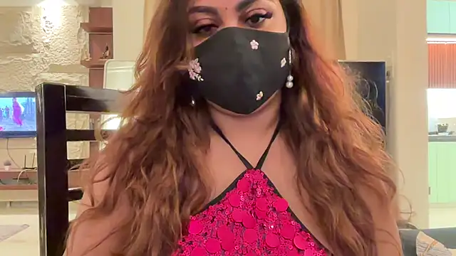 Telugu_dreamgirl_maaya