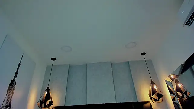 Samantha_hotly