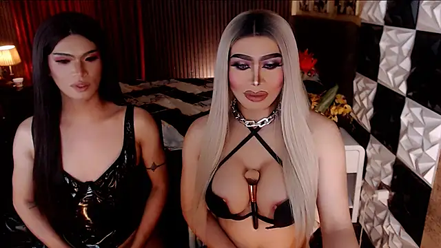 seductive_yhure