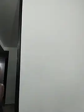 MiaKhaliFFa69 captura de la sala en vivo en Stripchat