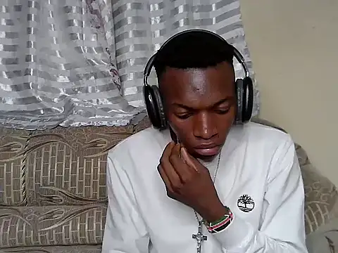 JewelFuckEntertainer212