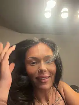FlirtyFoxyxx