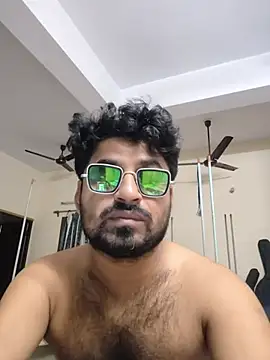 Lickingmaster_Bull420