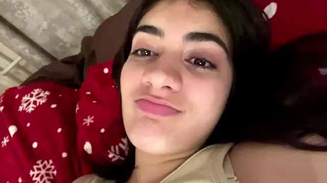 Ledi_Asthik live cam on StripChat