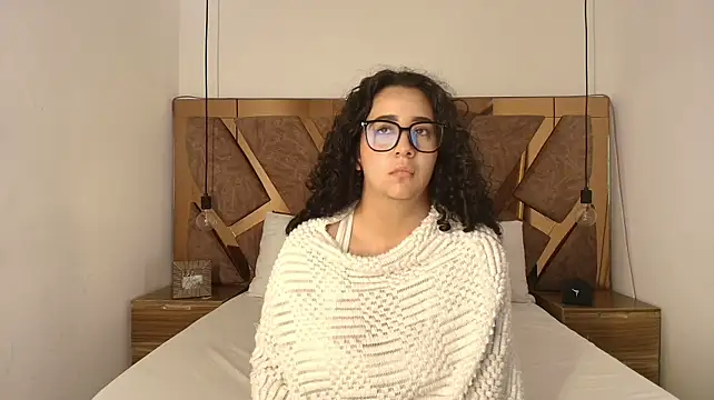 bella_swwan_