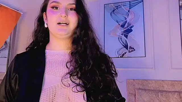 zoe_moon__