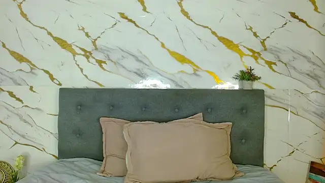 Bridgette_058 live cam preview