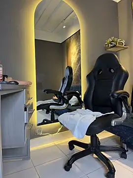 Yelena03 webcam