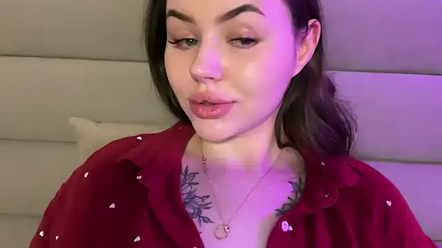AlmaryKim webcam