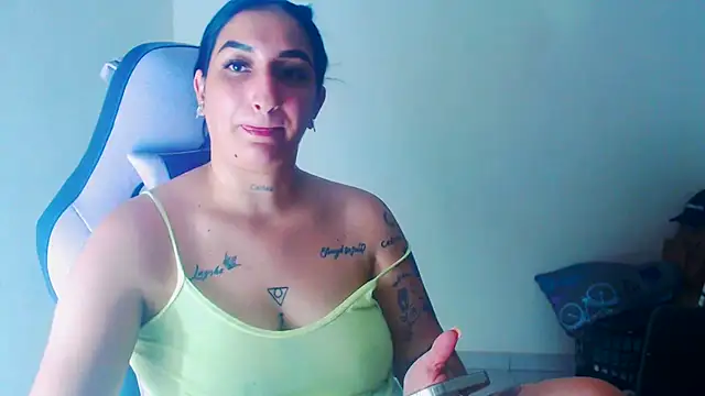 liz_dirty webcam