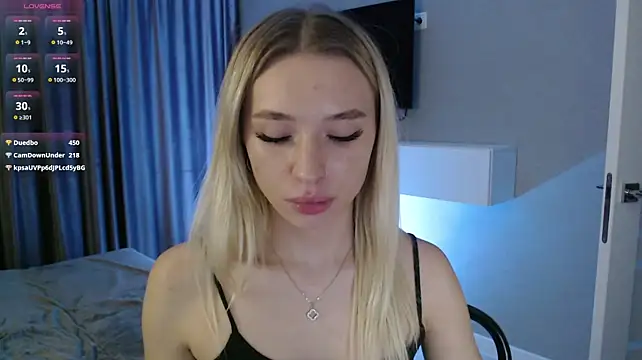Emily_Hartt