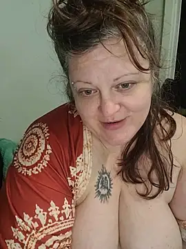 ticklesquirt webcam stripchat model stream image