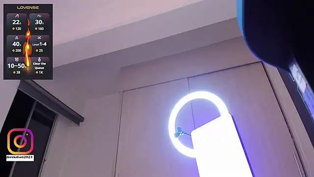 DerekOlsen live cam on StripChat