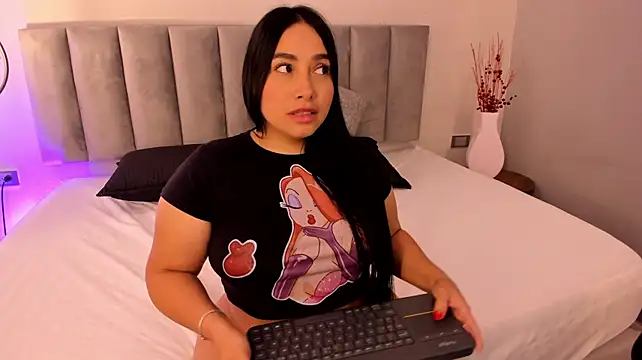 ivanacoper live cam preview