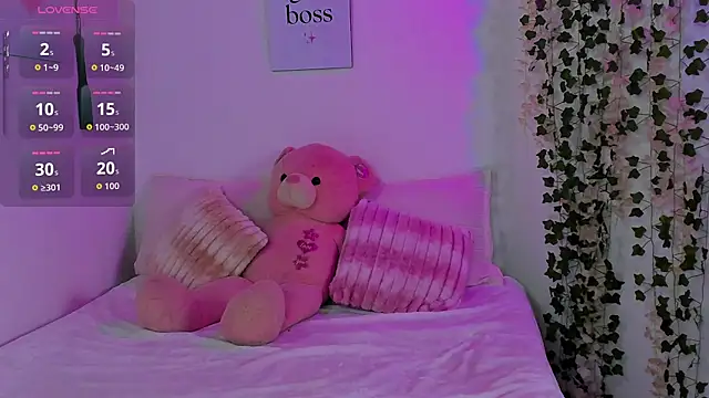 Lori_Evanss