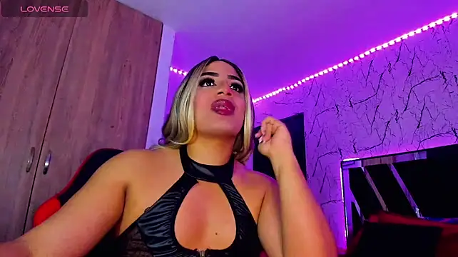 Amber_bigdick22