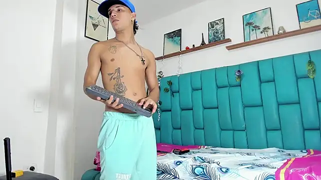 Boy_Leon_X webcam