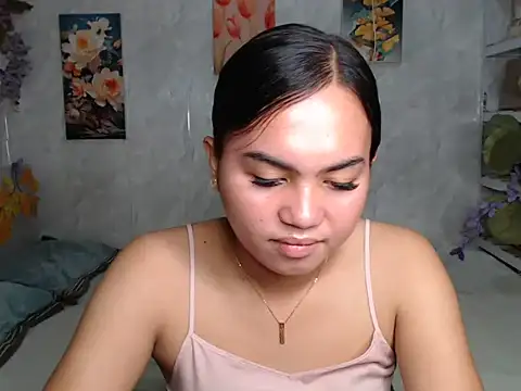 ur_asiankat live cam preview