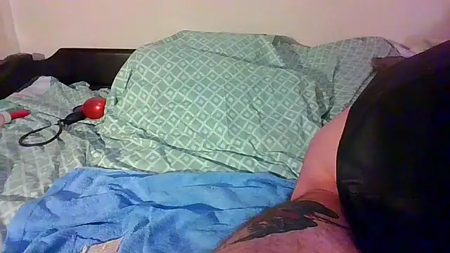 slamthiscub_and_gape