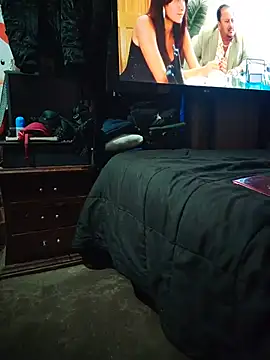 Emma_47 live cam preview
