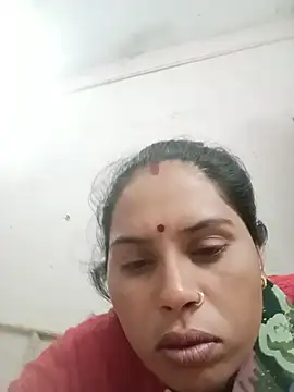 Priyansi_hot