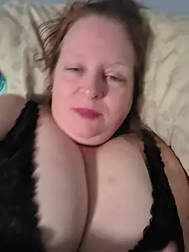 CanadianQueen1973 live cam preview