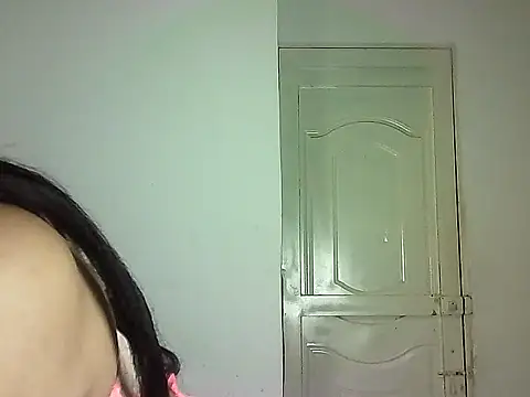 Analia_G live cam preview