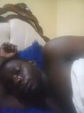 Black_nuts_