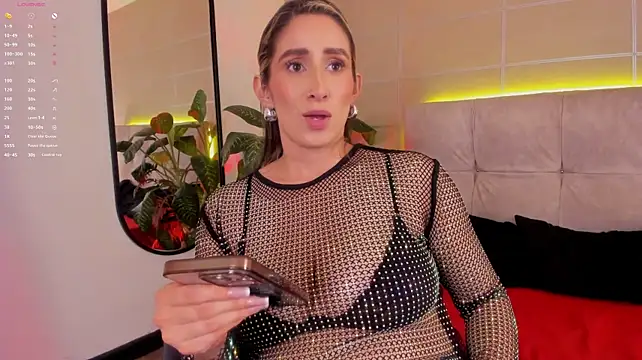 Lia_Crystal_