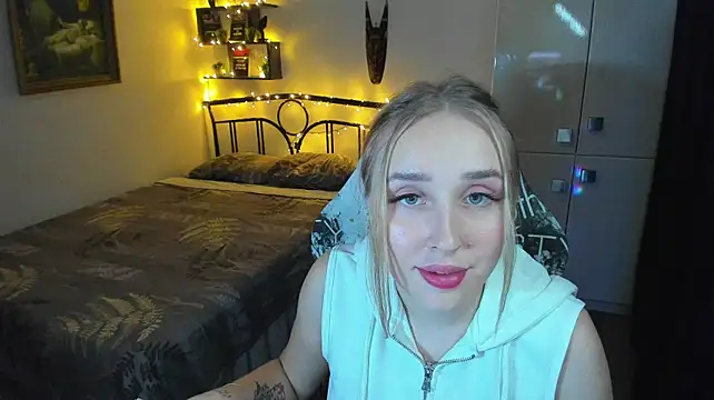 CrazyBitchInLace