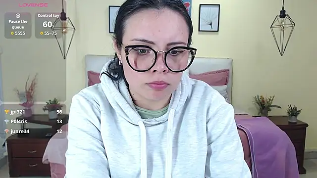 Megan_05_