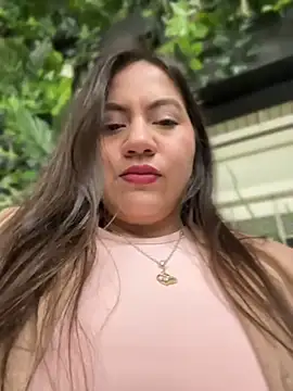 Bella_Pascualina live cam preview