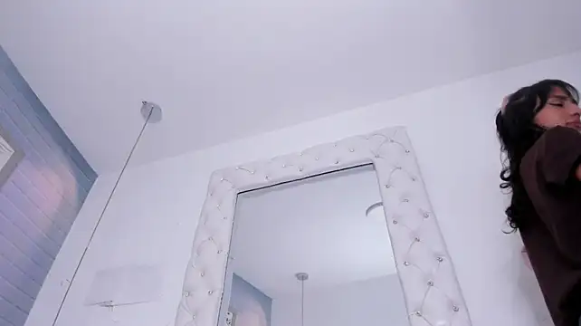 LolaSkinny