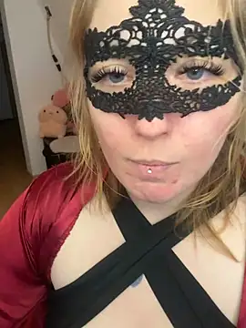 -CurvySecret- webcam