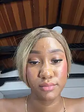 TylaWest live cam preview