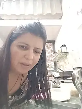 Jann_Riya333 live cam on StripChat