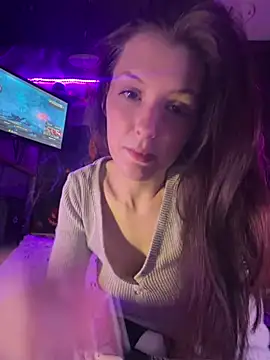 Lilactease live cam on StripChat