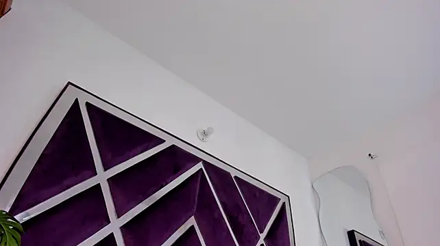 gigii79 live cam on StripChat