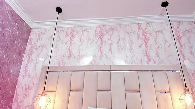 Little_Ariana26